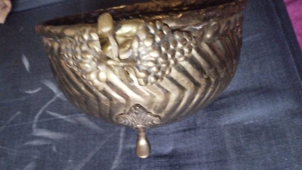 Mosiężna patera na owoce