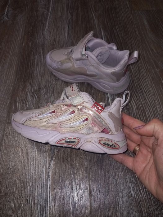 Кросівки 27 р, ціна за 2 пари