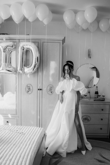 Весільна/випускна сукня