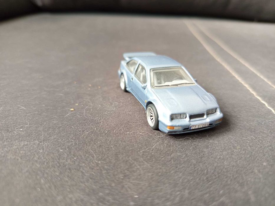 Custom hotwheels  Piękny Ford sierra