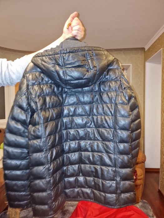 Шкіряна куртка чоловіча