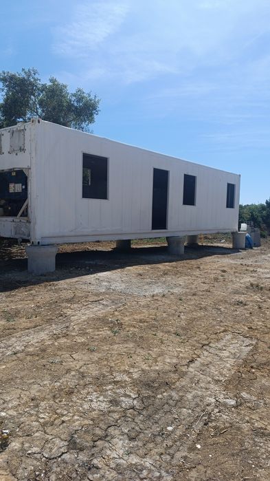 Contentor Reefer 12 metros com janelas e porta