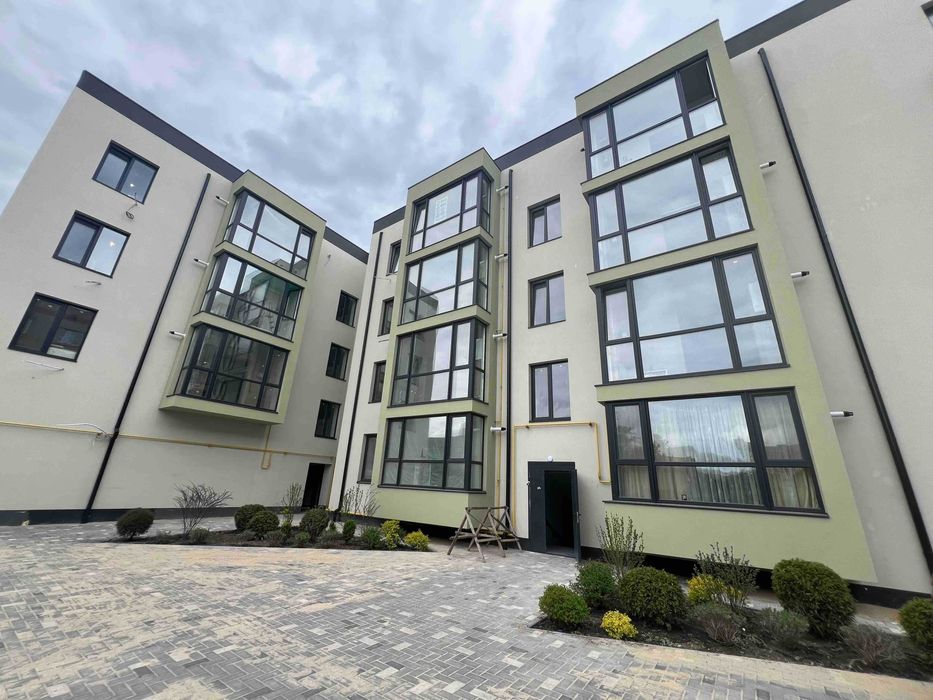 продам 2 кімнатну квартиру біля Книжки