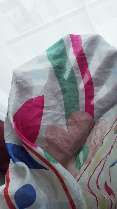 Duża apaszka - chusta - szal z asymetrycznym wzorem
