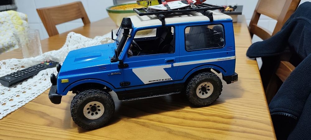 Jeep Jimmy rc escala 1/12
