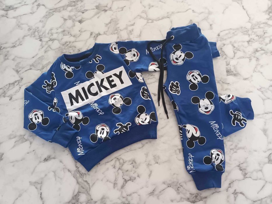 Komplet Mickey bluza spodnie granatowy 134 140