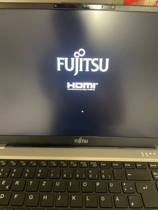 Продам новий ноутбук