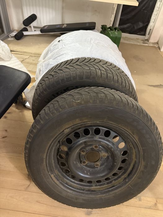 Шини з дисками б/у.