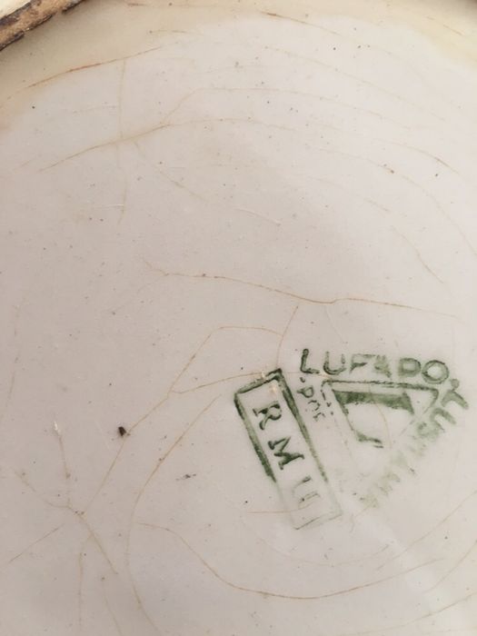 Pratos muito antigos