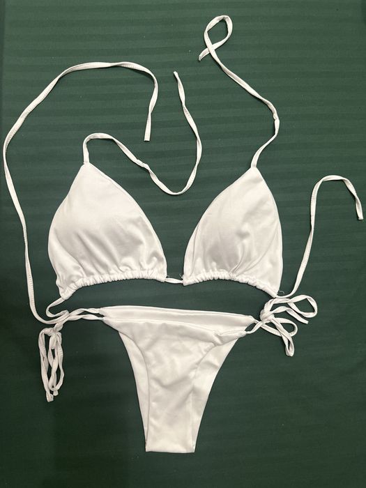 Продаю білий купальник