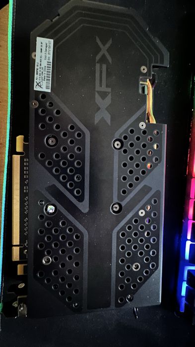 Rx 580 8 gb xfx повністю працює