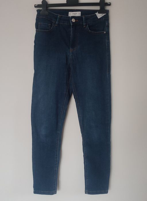 Jeansy 34- 36 ciemne granatowe mango Zara z wysokim stanem