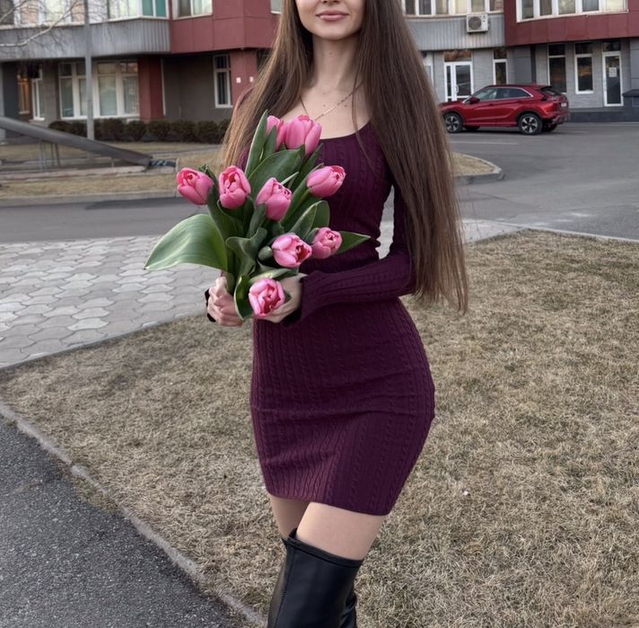 Бордова в’язана сукня міні XS-S облягаюча весняна довгий рукав