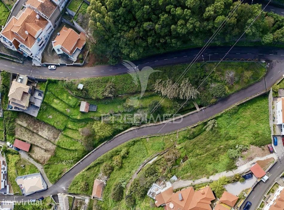 Terreno com 1.930 m² em Gaula – Excelente exposição solar e grande...