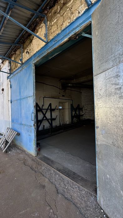 Продаж  виробництва  з землею 1 га