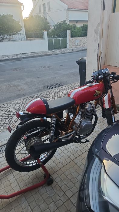 CB 250cc café racer