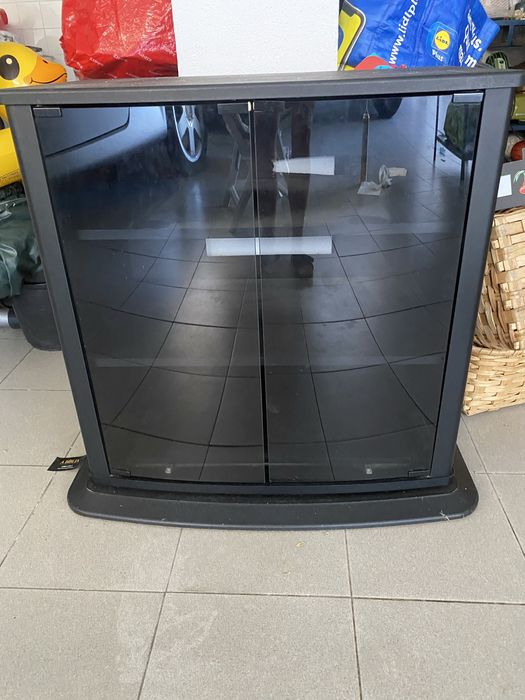 Movel para televisão com prateleiras