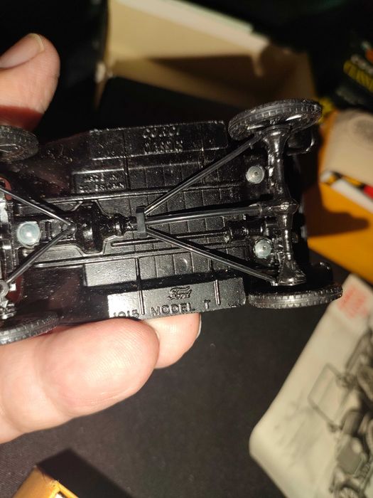 Duas miniaturas Corgi classic