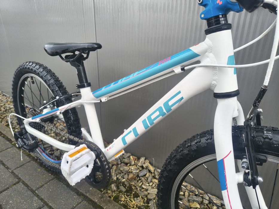 Cube Access 200 super stan