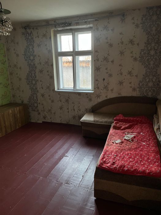 Продам хату воскресинці