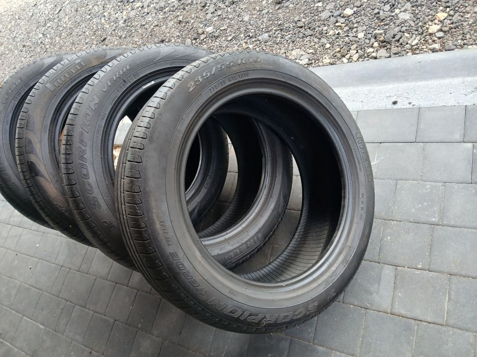 Opony 235/55/19 komplet 4 szt. 2021