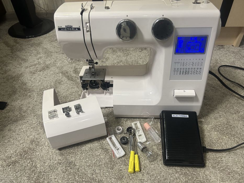 Швейная машинка Viktoria NM 2200 LCD