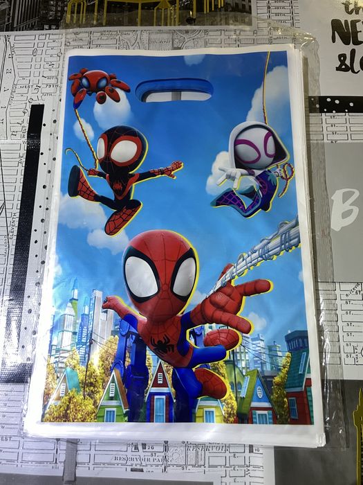 Пакети день народження садик ельза патруль баг тачки бетмен спайдермен