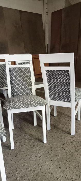 Krzesła do salonu