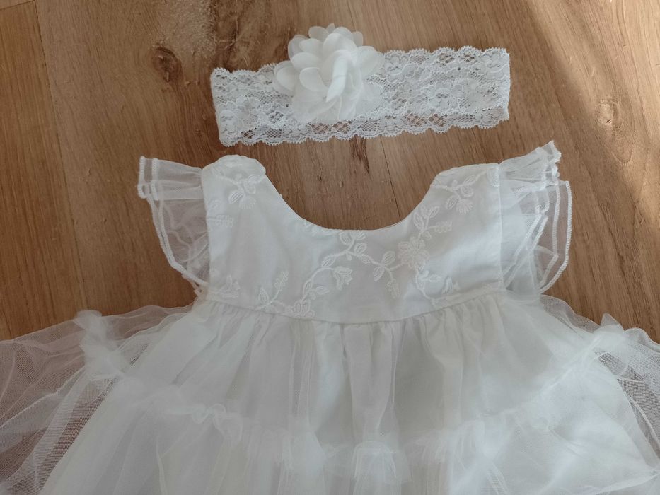 Sukienka do chrztu