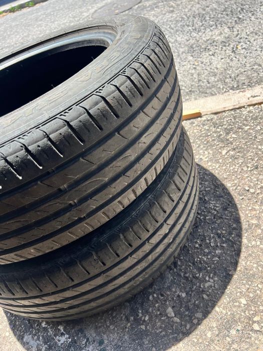 215/55/17 Nexen 2 pneus