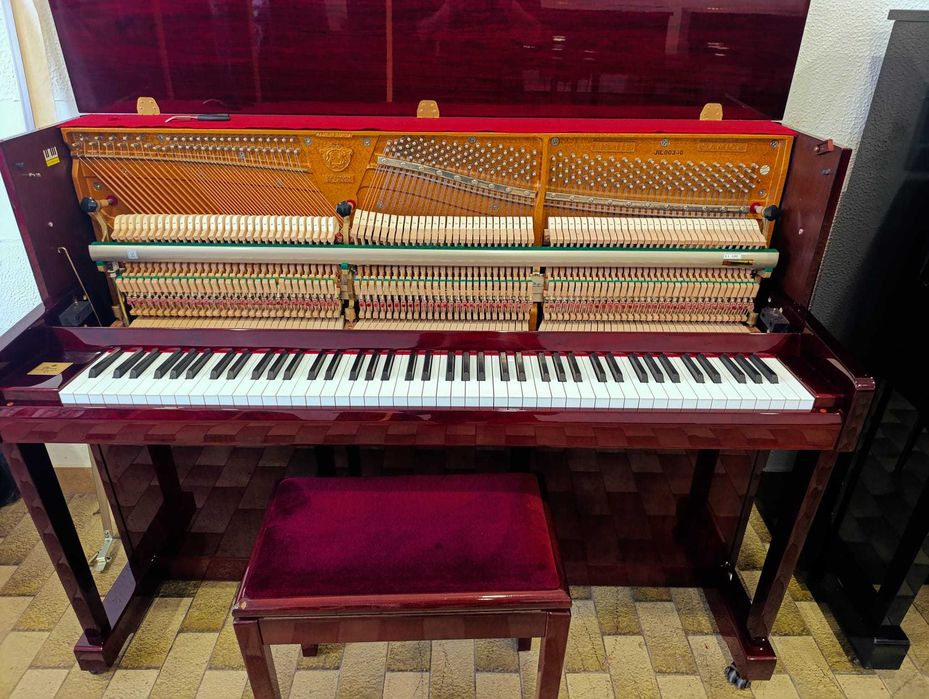 Piano Samick JS-112 - usado como novo