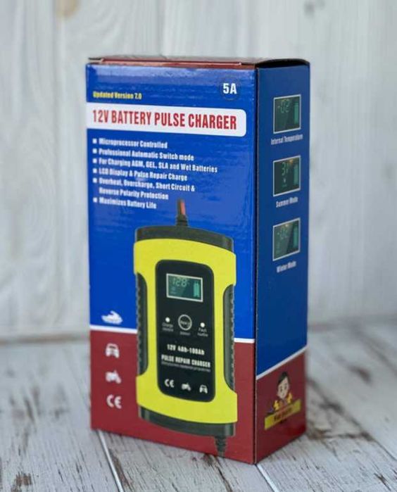 Зарядное устройство для автомобильного аккумулятора  12V 5A