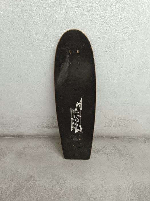 2 Tábuas de skate uma  MILLER e NoFear
