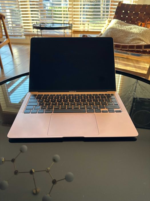 Macbook Air 13" - 2020 - A2179 - stan BDB - Rose Gold