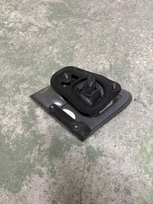 Farolins Traseiros Toyota Avensis T27 2009–2011 (Par Interior)