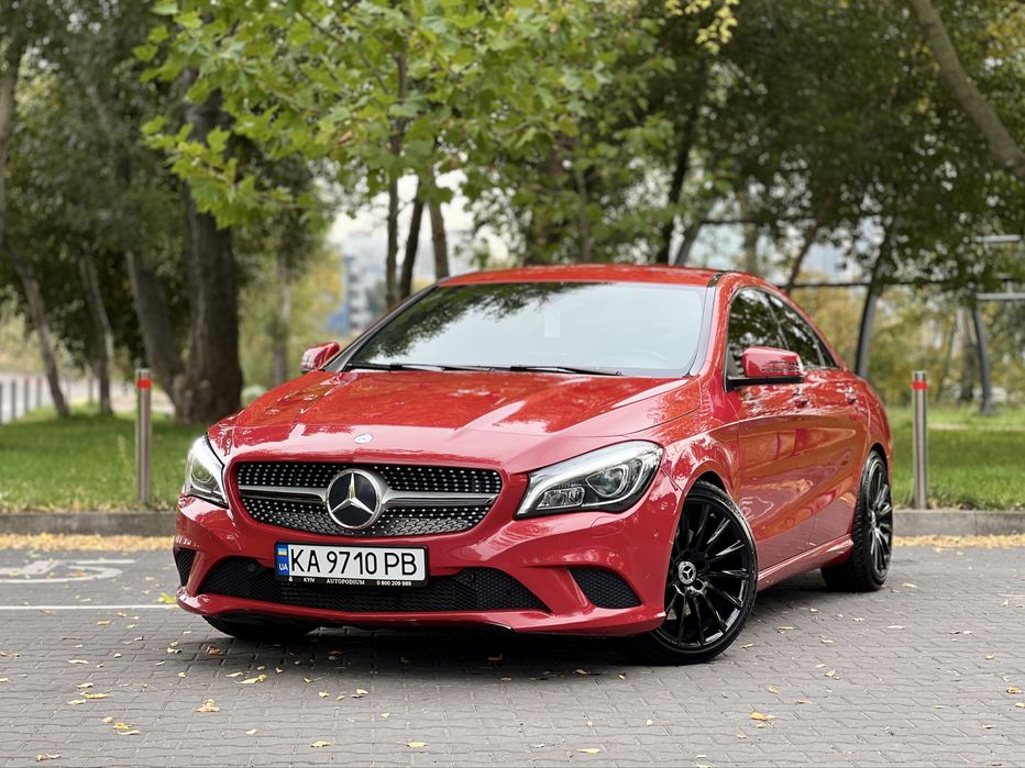 В продажі шикарний  Mercedes Benz CLA250 4Matic