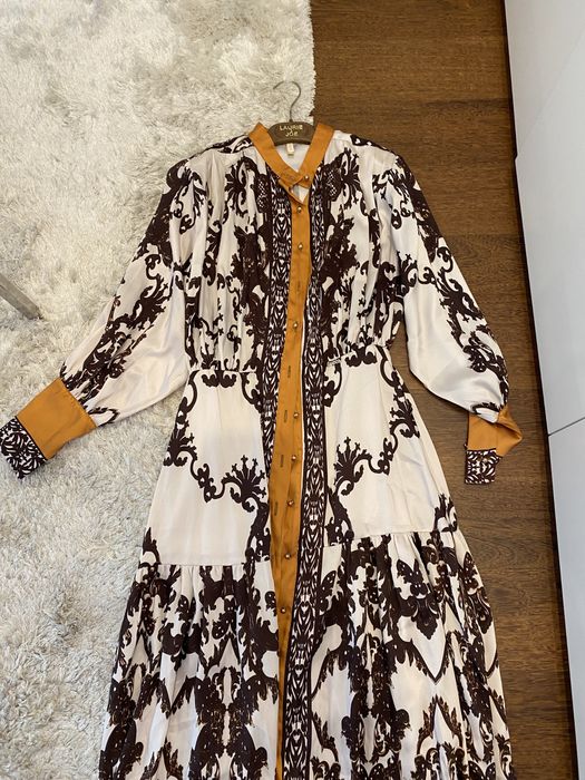 Vestido sahoco tamanho s lindo novo