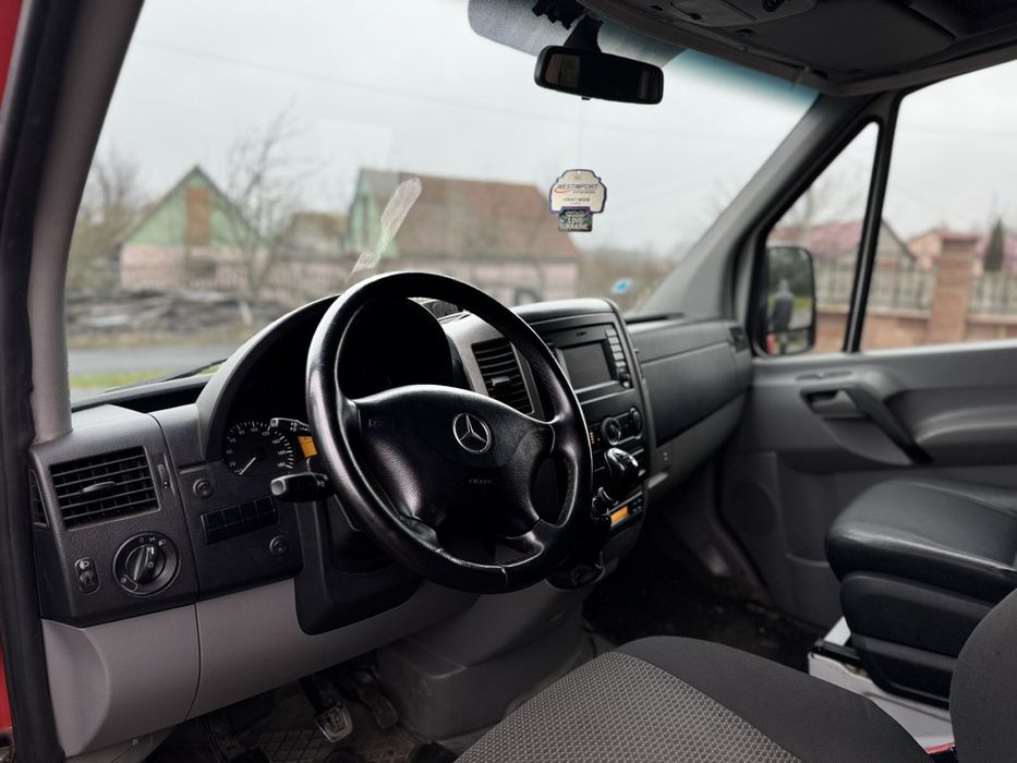 Продам евакуатор Mercedes-Benz Sprinter 313cdi