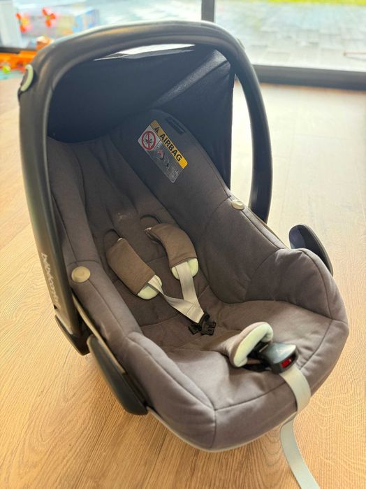 Ovo bebeconfort com redutor, adaptadores e forra