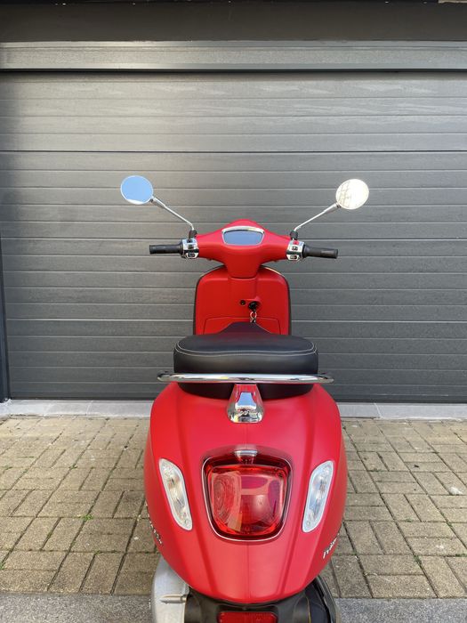 Vespa Primeira Sport 125