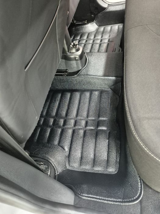 Килимки 5D Renault Logan ІІ с 2013 р.