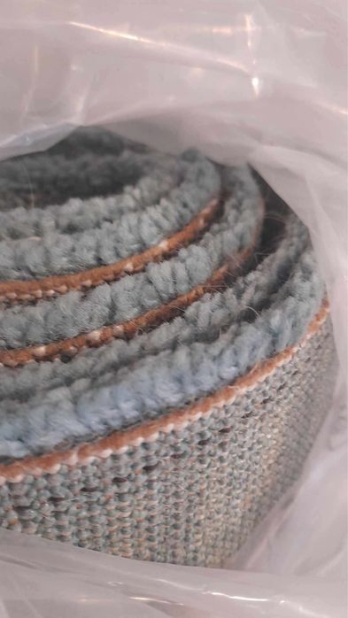 2 Carpetes azul turquesa