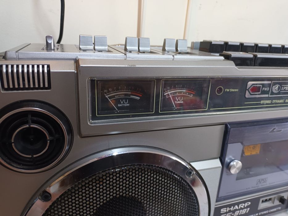 Radiomagnetofon Sharp GF-9191H SHARP