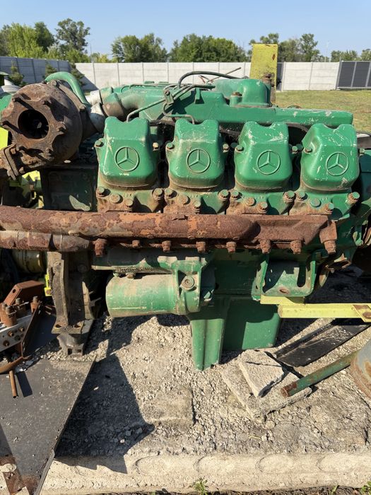 Двигун Мерседес OM-442