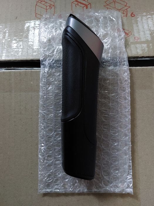 Новий тример Philips Norelco 5000 серії | Без лез та комплекту!