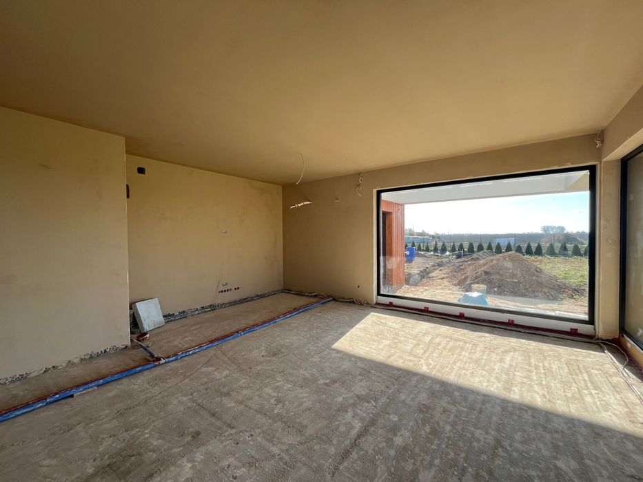 Tynki maszynowe - Gipsowe, Cementowo-wapienne