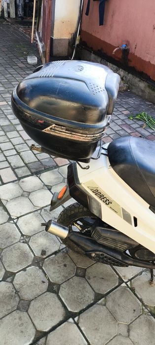 Продам скутер suzuki address