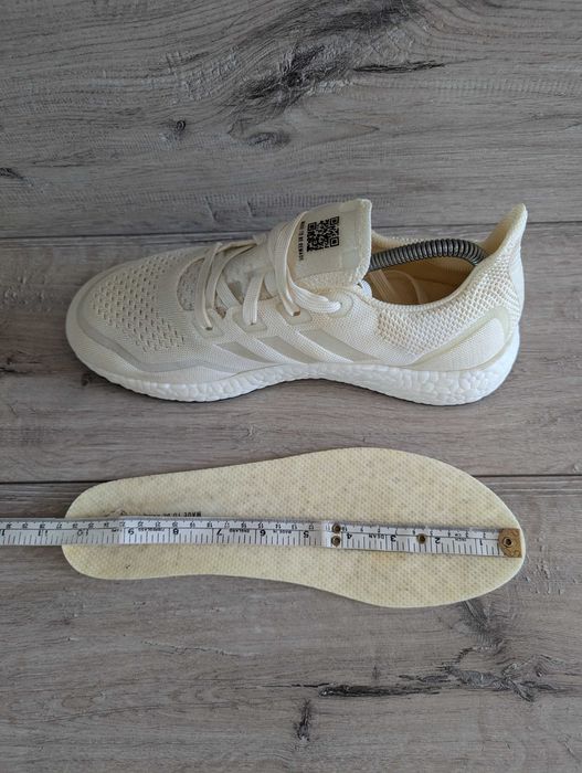 Кроссовки беговые Адидас Adidas Ultraboost Made to Be Remade 42 р 26.5 см
