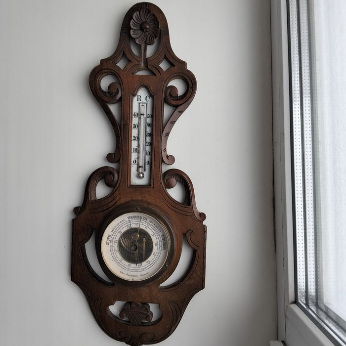 Барометры резные