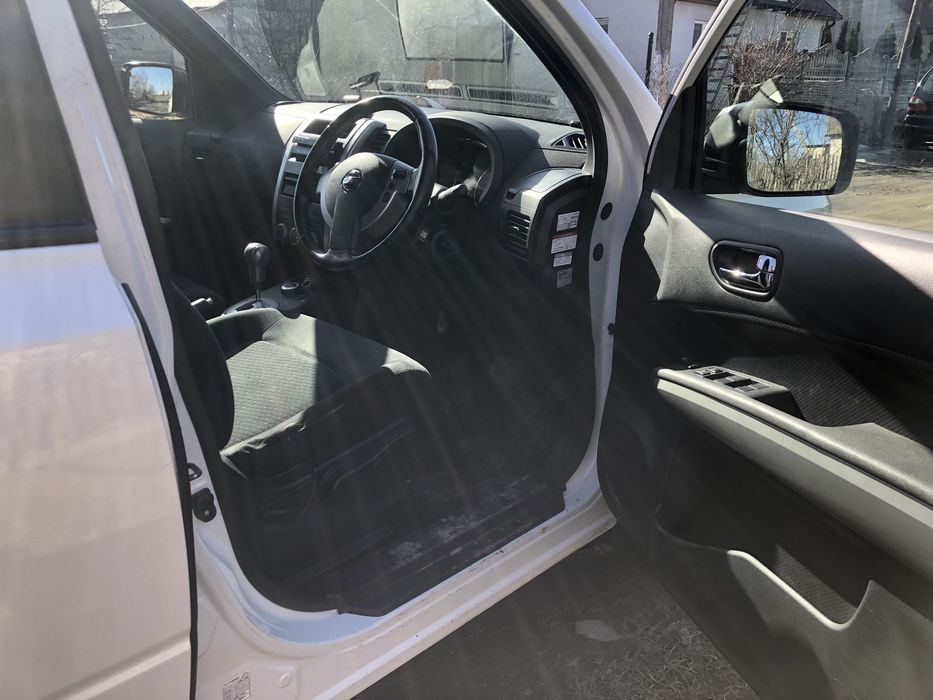 Nissan X-Trail, 2010 рік , 2.0 дизель, АКП, правий руль,для військових